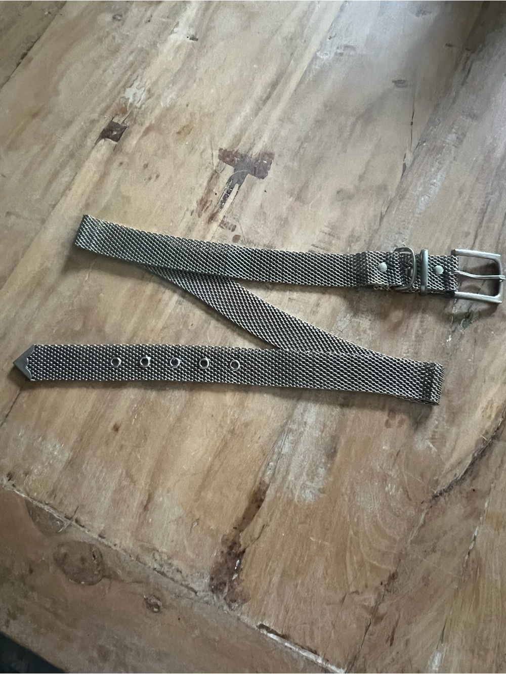 Women’s Metal Mesh Belt in Silver